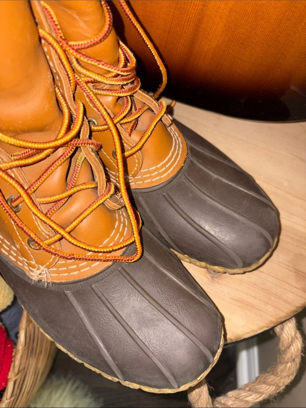 L.L. Bean Boots 8” Maine Duck Hunting “Bean Boots” 8M Womens Tan/Navy $159 MSRP